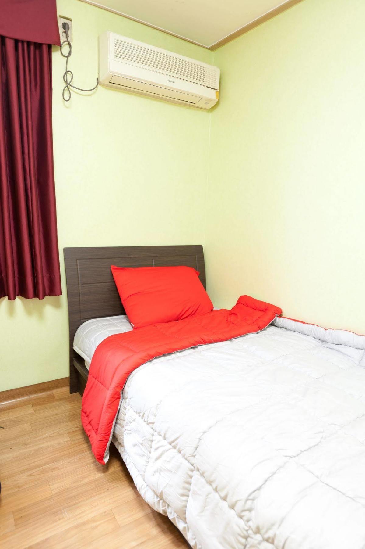 Monai Guest house